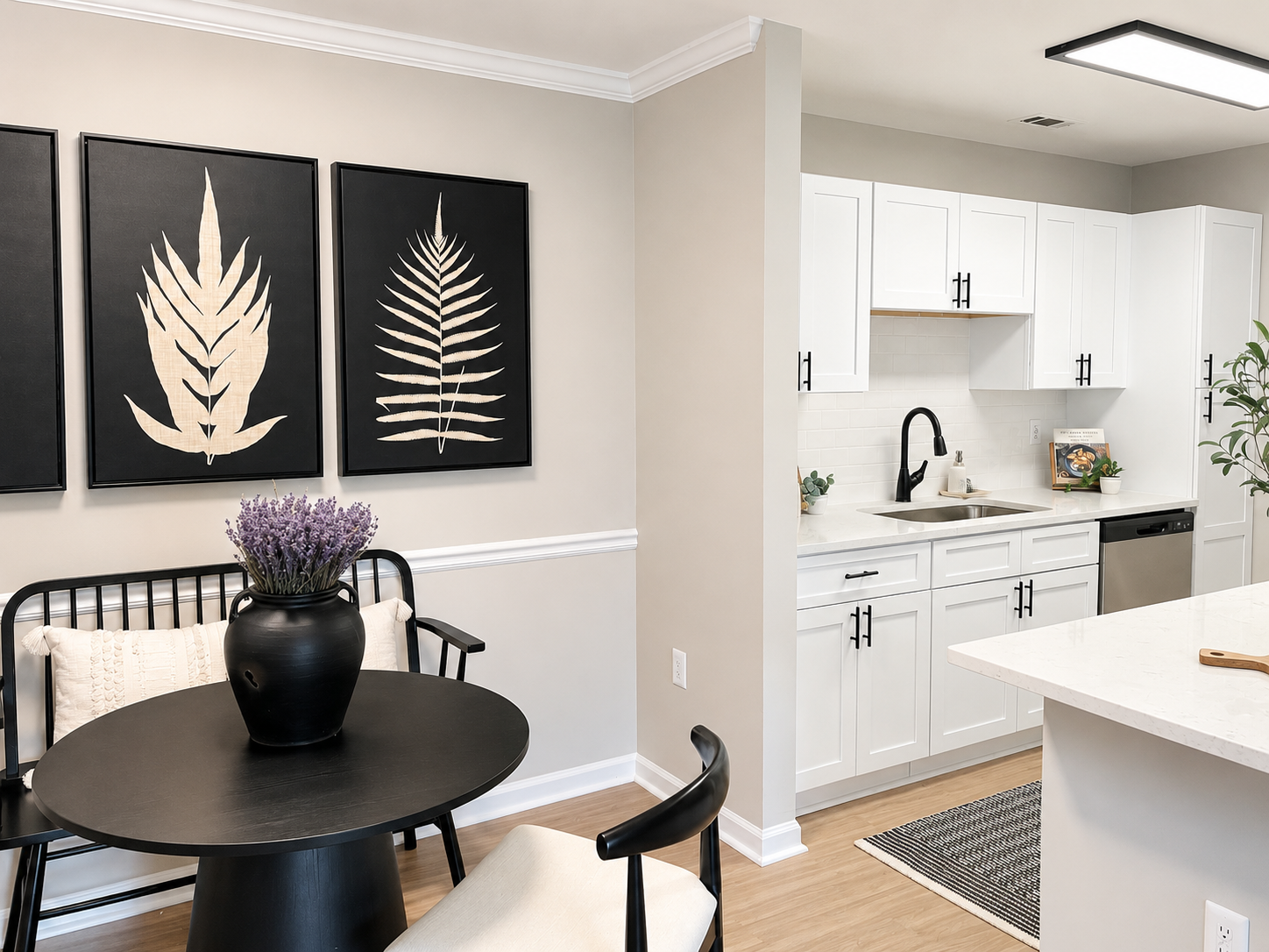 Jacksonville, dining and kitchen